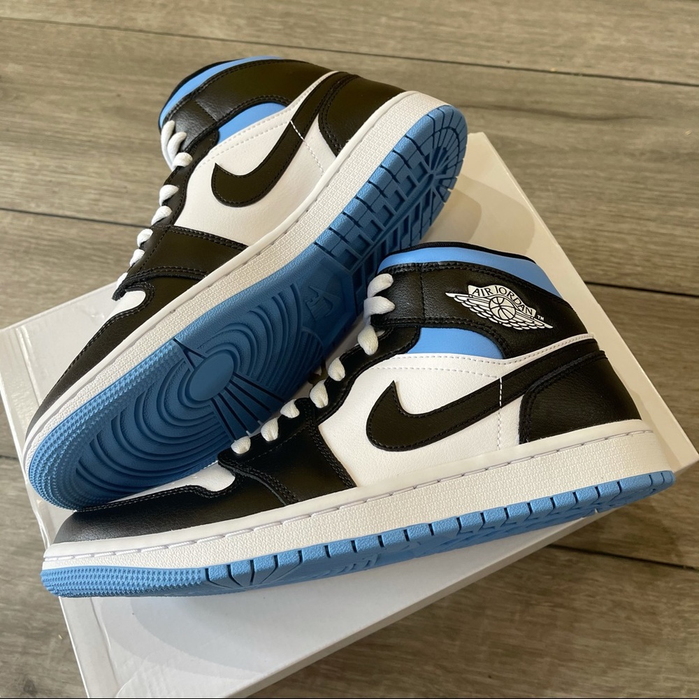 Air Jordan 1 Mid Women’s Black University Blue - Picture 9 of 9